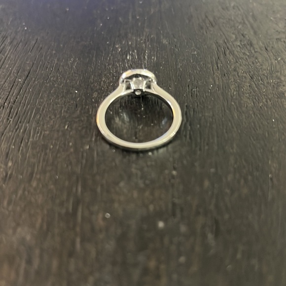 SWAROVSKI RING - Picture 3 of 4